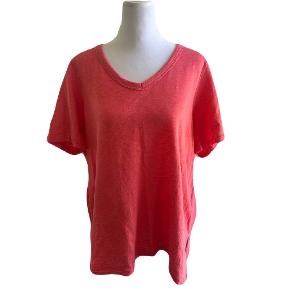 CHICOS Side-Slit V-Neck Slub Tee